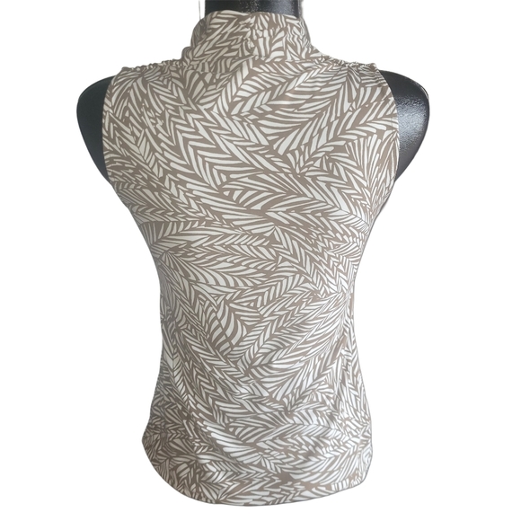 Banana Republic Leaf Patterned Sleeveless Top S - Picture 6 of 7
